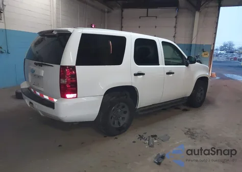 2010 Chevrolet Tahoe Ls z USA, uszkodzony, nr VIN 1GNMCAE02AR262100